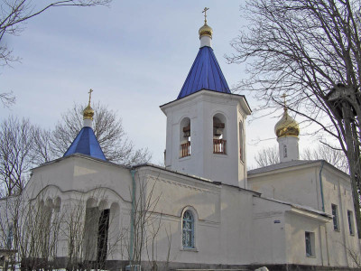 Свято-Никольский храм Свято-Никольский храм.